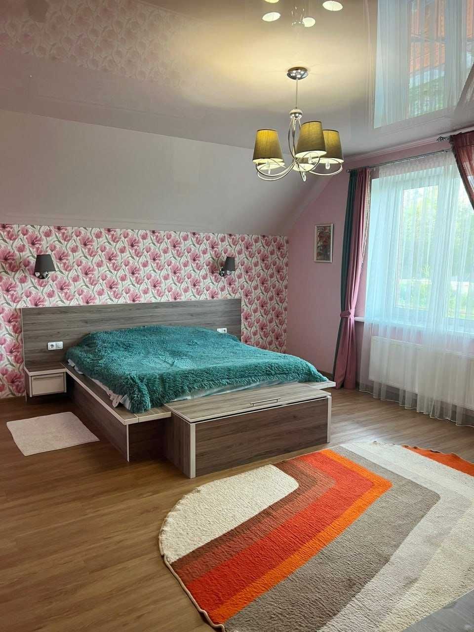 ДОМ (215м.кв).4 спальни.10 соток.Ландшафт.Баня 58000грн