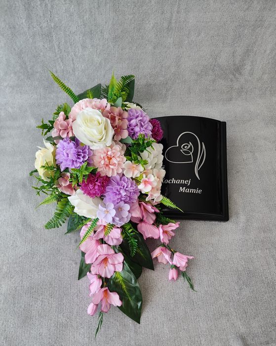 Kompozycja kwiatowa kwiaty sztuczne stroik księga na pomnik grób  Mamy