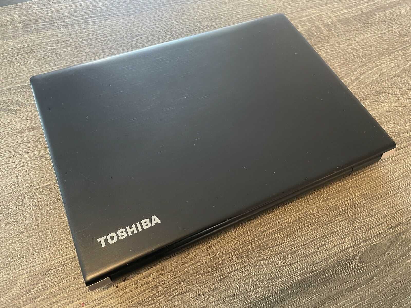 Toshiba  R30A i3-4100M 4GB  120GB SSD 13.3”