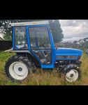 ciągnik komunalny ISEKI 4x4 4050 Turbo 40KM TUZ przód WOM + hydraulika