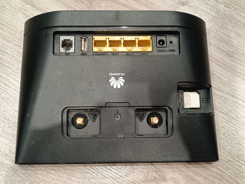 Router  marki Huawei, model: B315s-22.