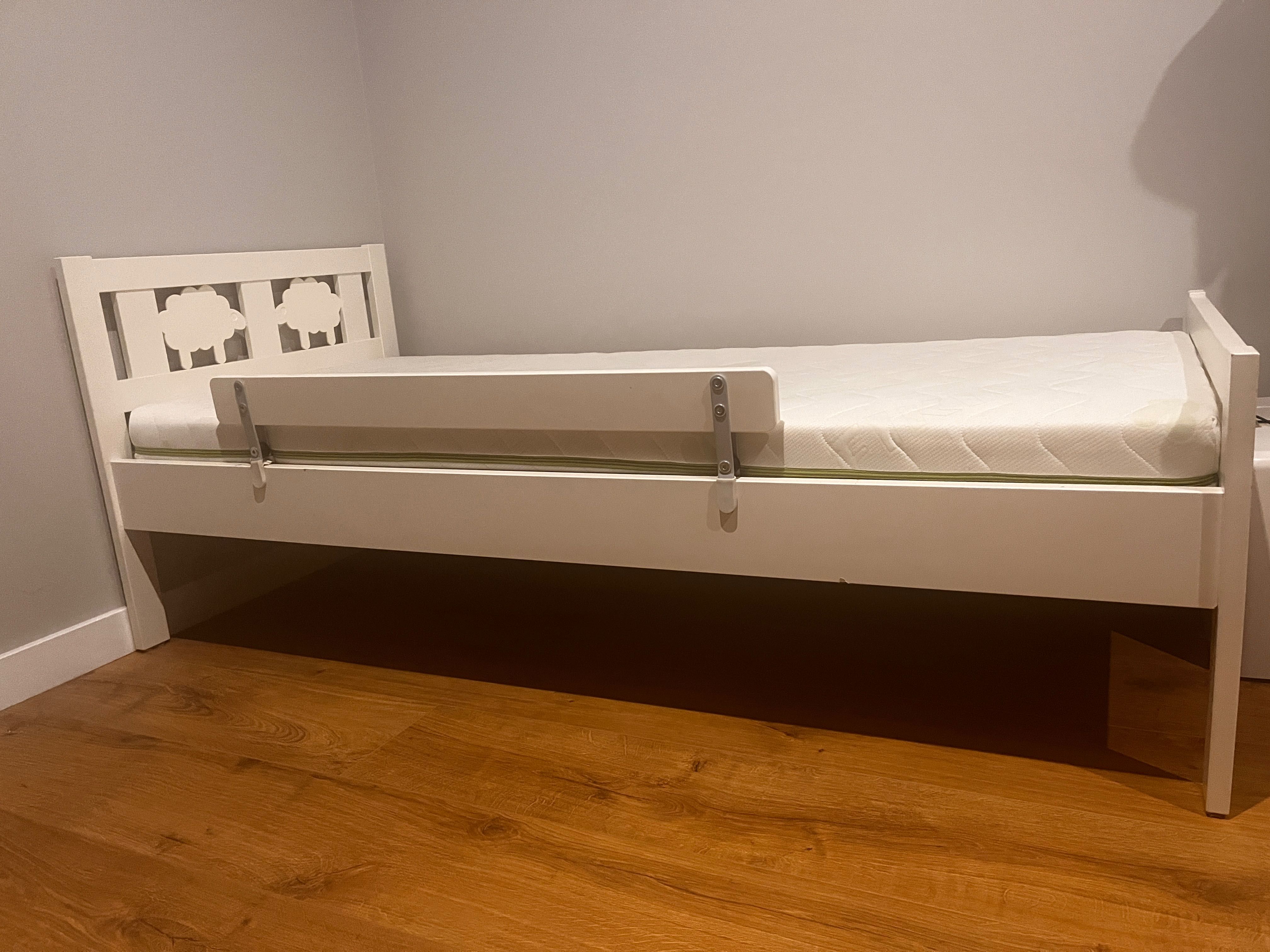 Biała Rama łóżka Ikea z dnem z listew + materac 70x160 cm