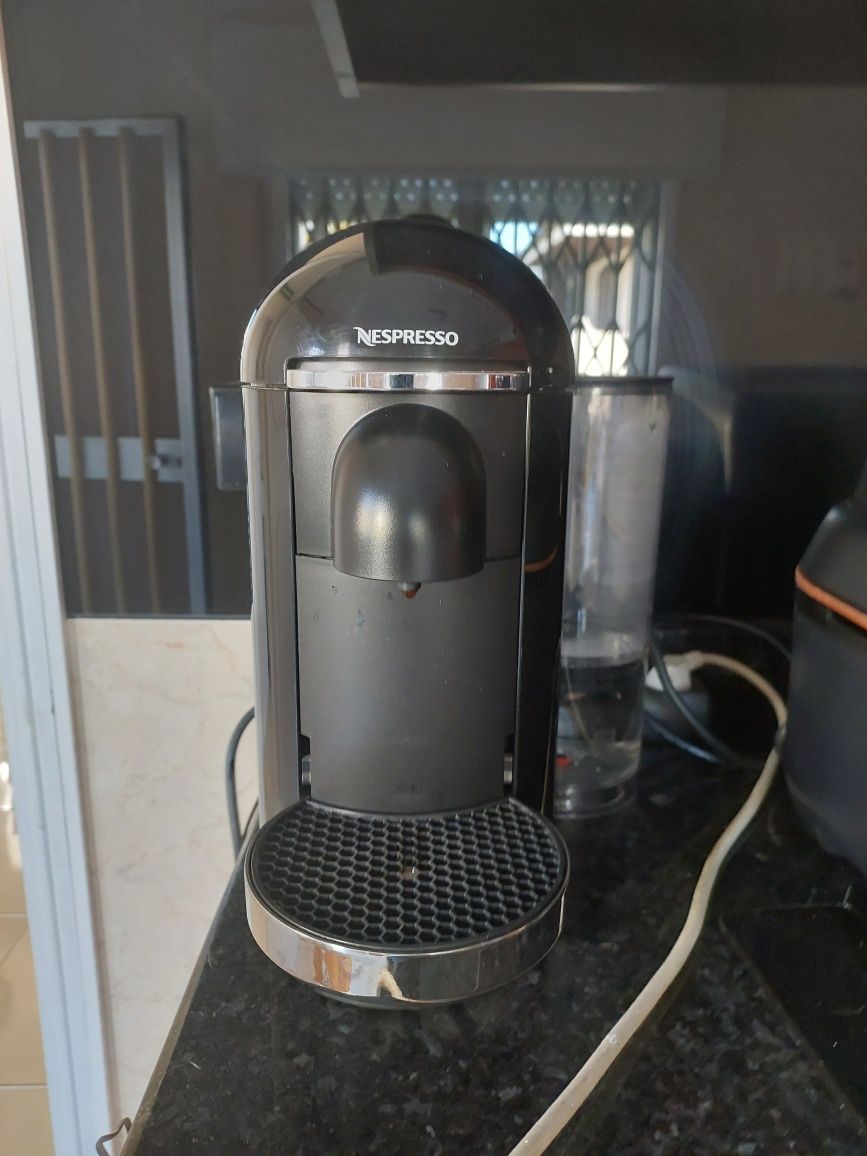 Máquina de café Nespresso