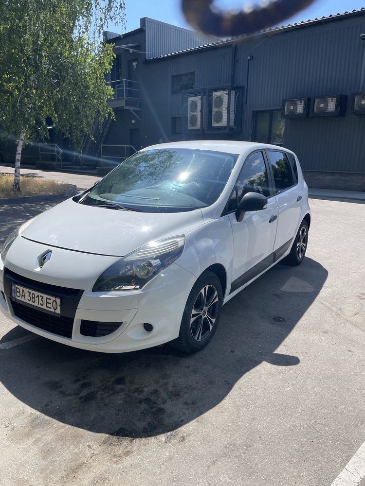 Renault megane scenik реномеган сценік
