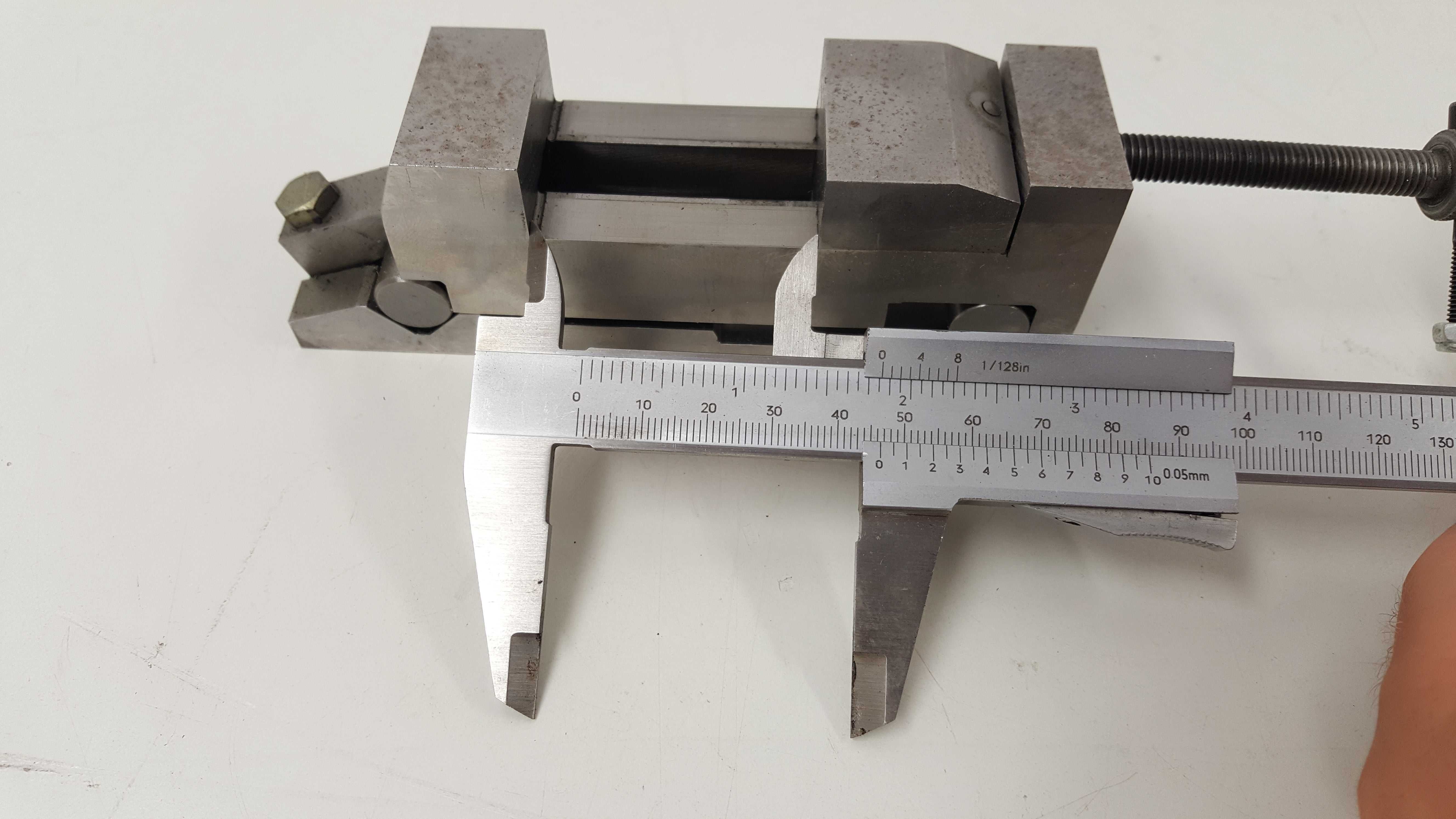 Imadło sinusowe kątowe precyzyjne 34x47 mm  uchylne