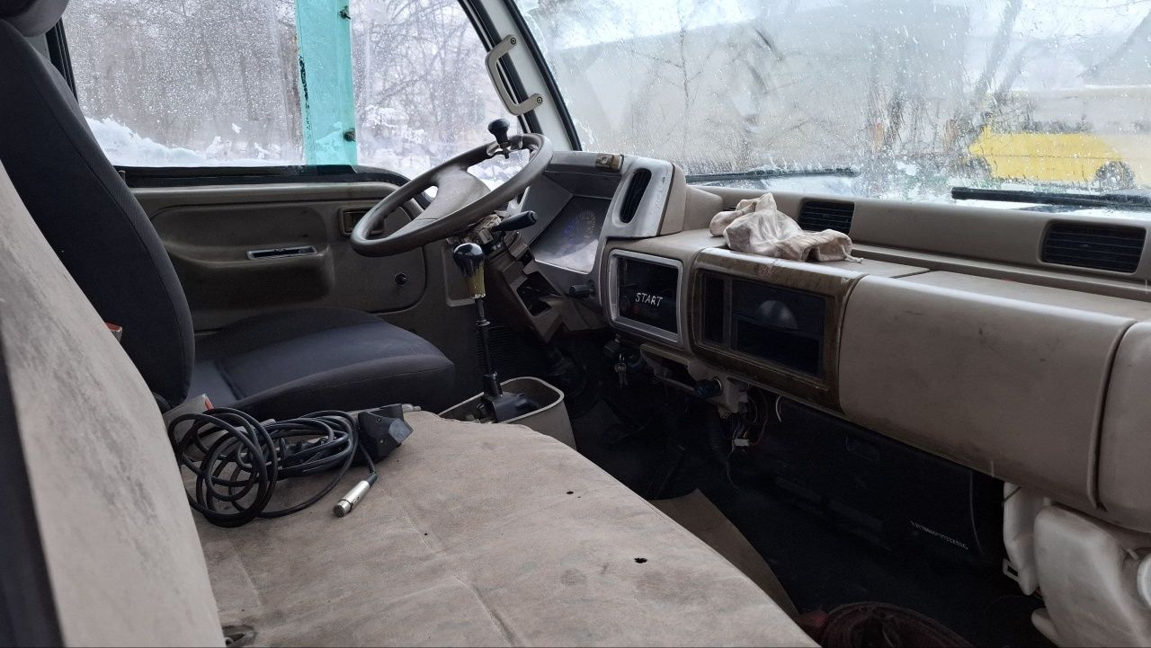 Продам евакуатор Yuejin NJ-1028DA