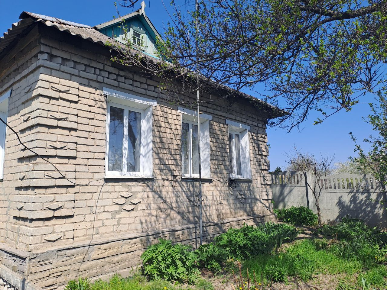 Продам дом с удобствами