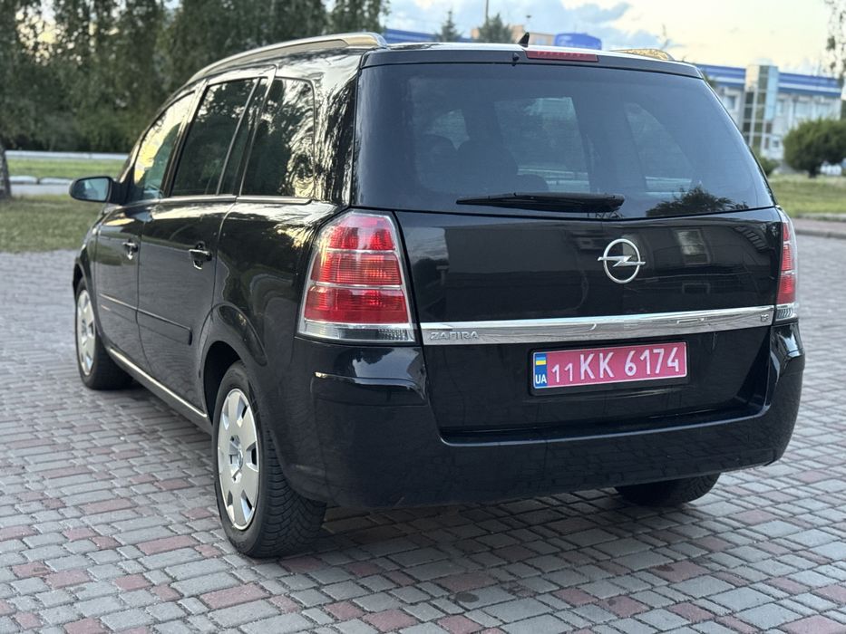 Продам Opel Zafira B свіжо пригнана
