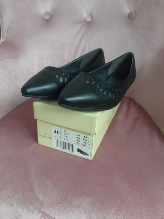 Nowe buty czarne balerinki baletki z szpiczastym noskiem 40 Jenny Fair