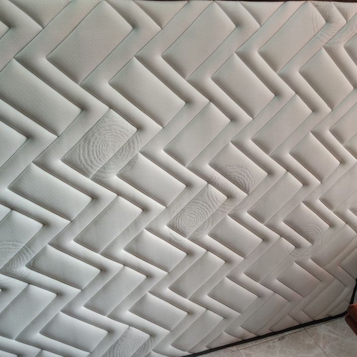 Dois colchões novos