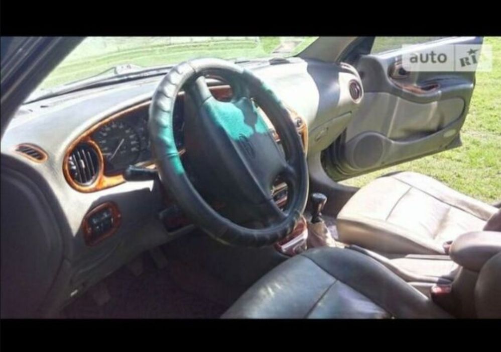 Автомобіль Деу леганза