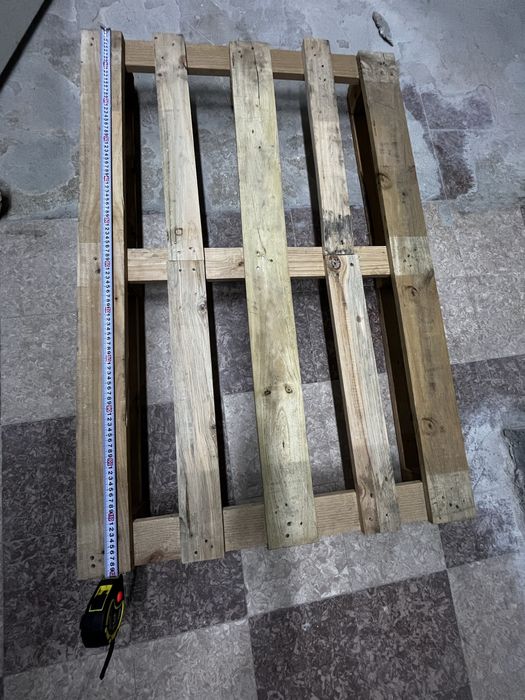 Paletes de madeira em bom estado 0.80x1.20m