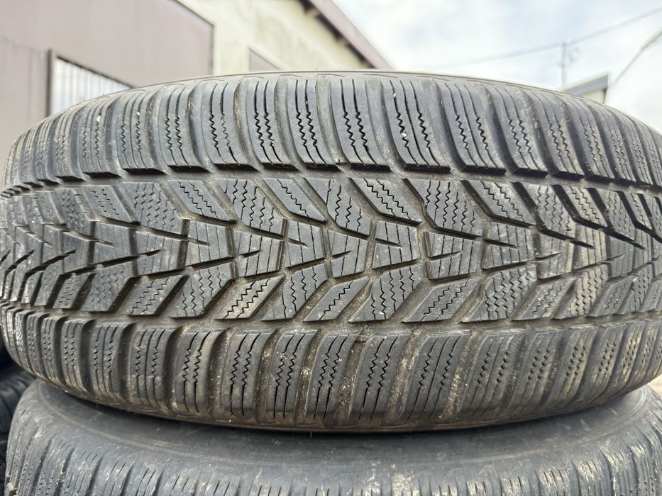Komplet kół zimowych 5x108 Ford Volvo 225/60/18 Hankook