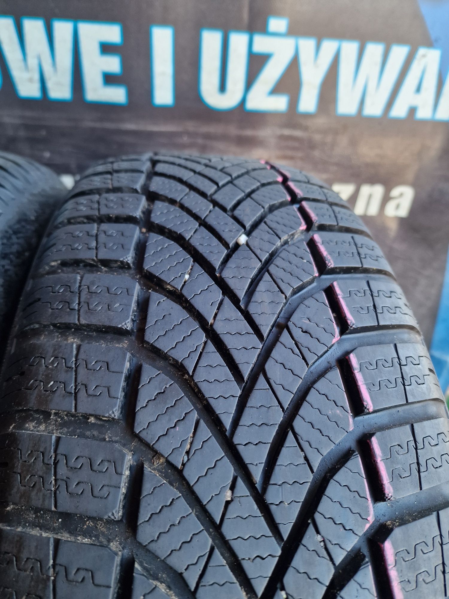 Opony zimowe 215/60/16 Falken Para 8.7mm 2022rok jak Nowe