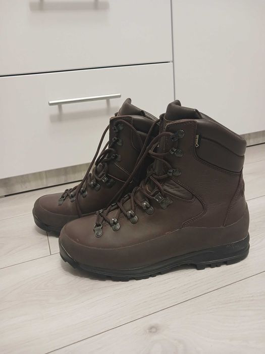 Продам берці Iturri