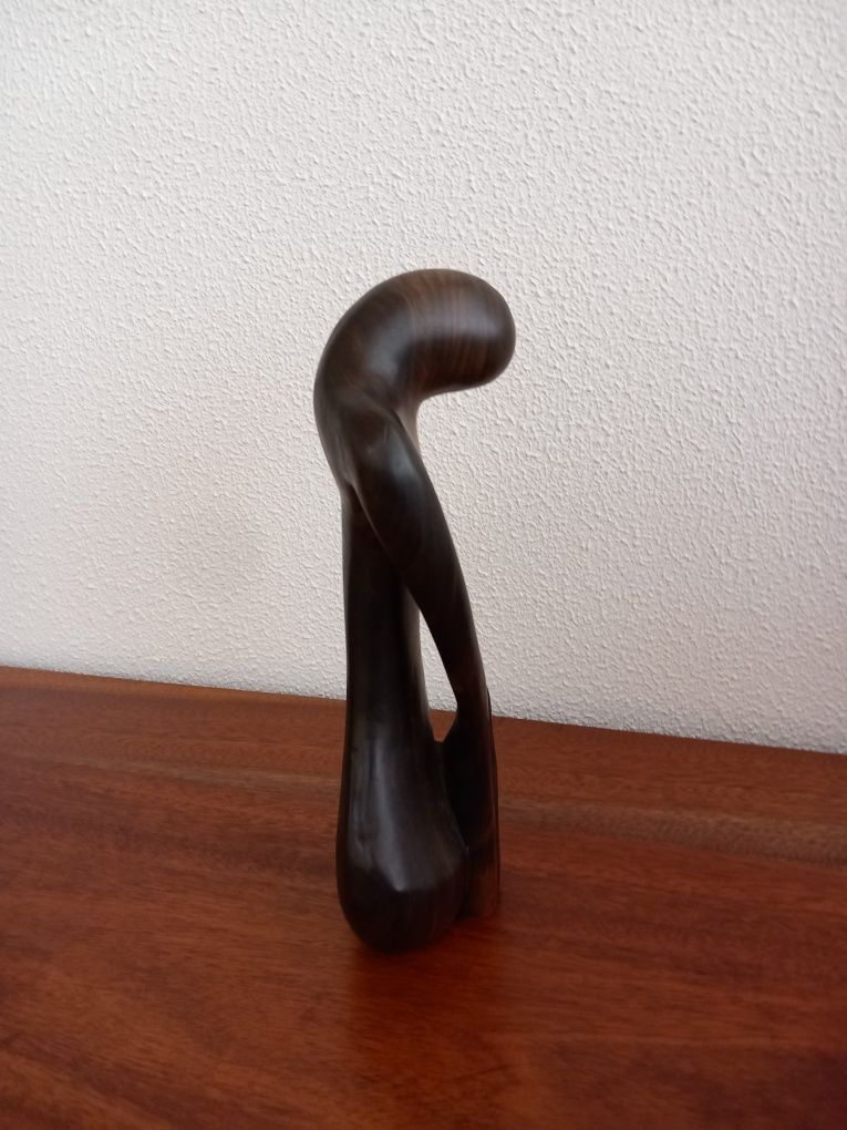 Arte Africana, estatueta em madeira de pau preto,