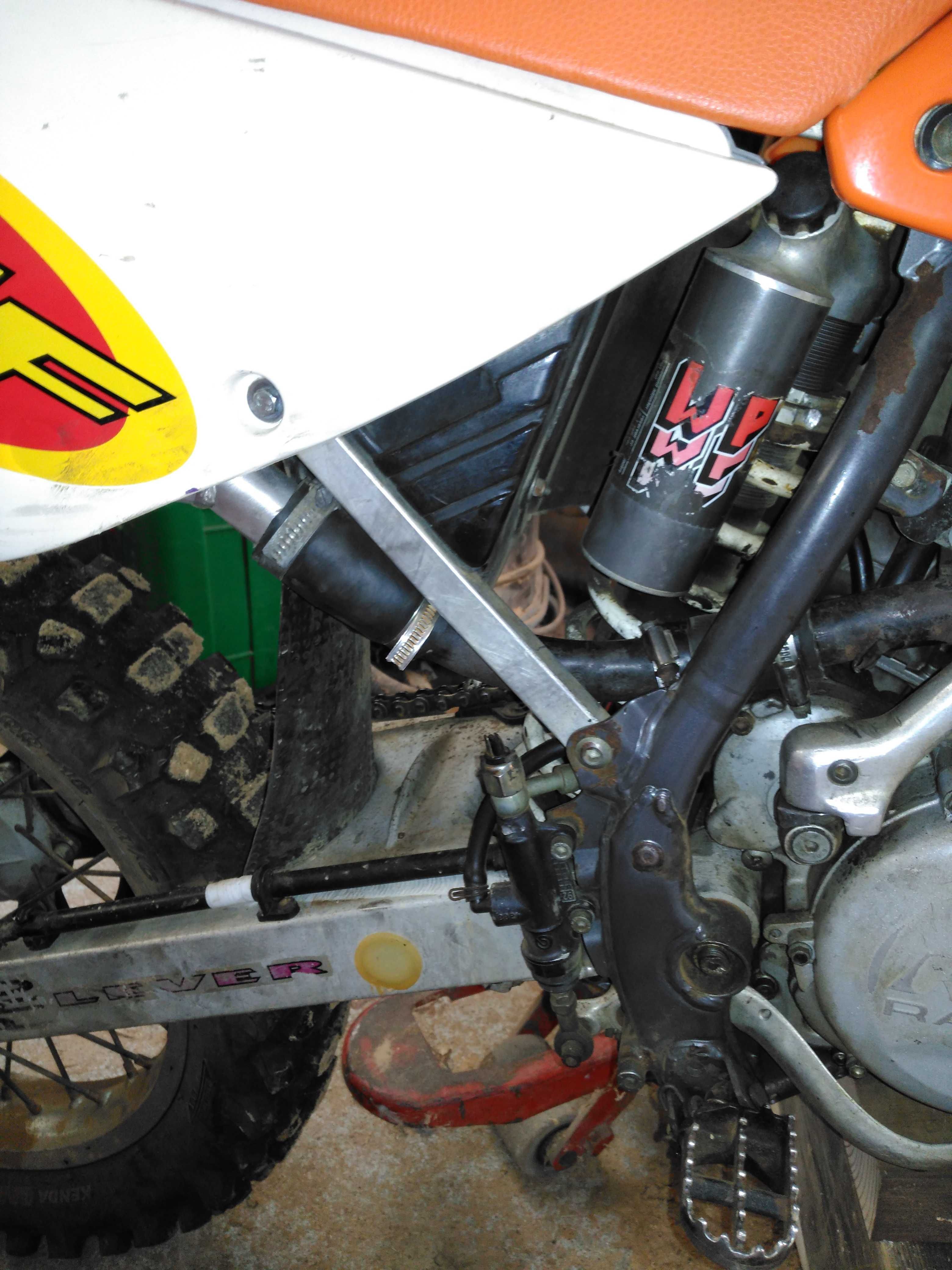 Moto KTM GS 250 Reparada