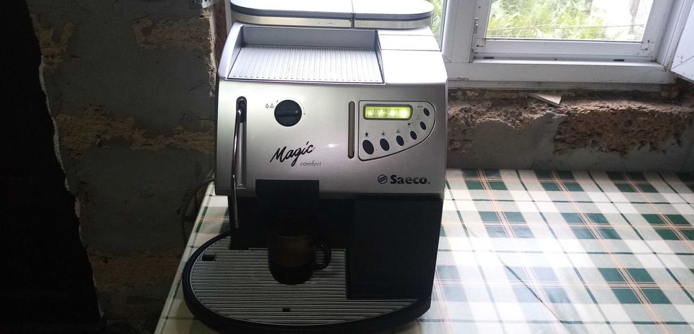 Кофеварка Saeco Magic comfort