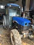 New Holland sadowniczy uszkodzony