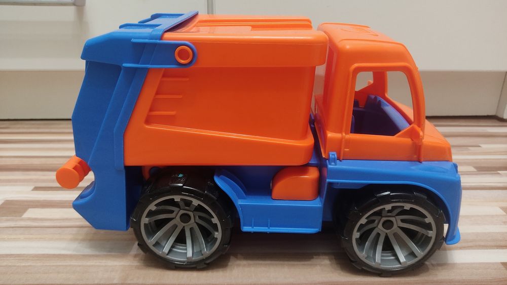 Autko śmieciarka LENA