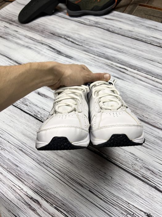 Nike t lite кроссовки оригинал 42 размер белые