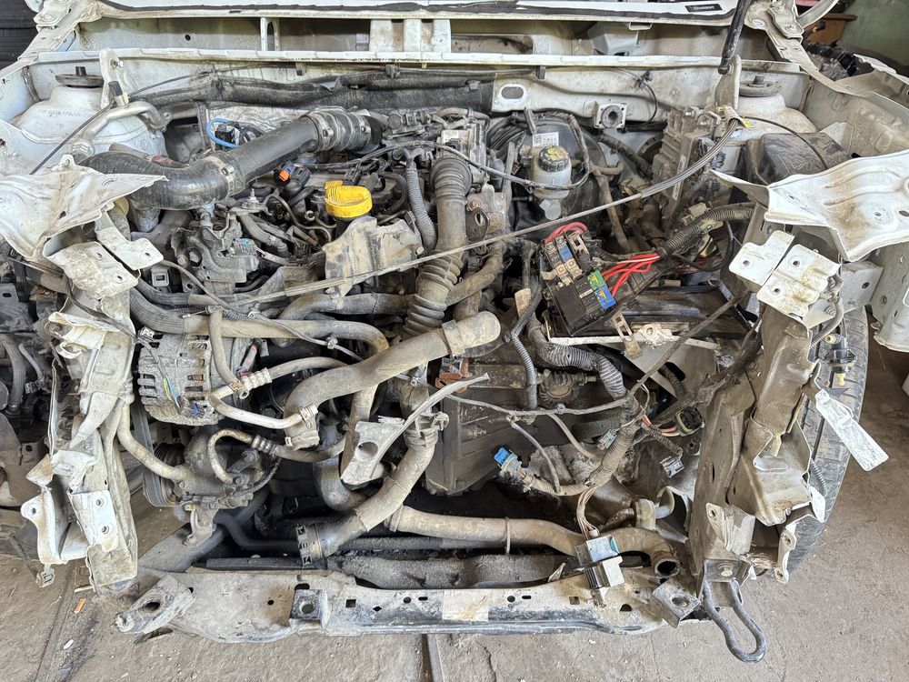 Двигун на Renault Duster2 1.5dci з коробкою і з навісним