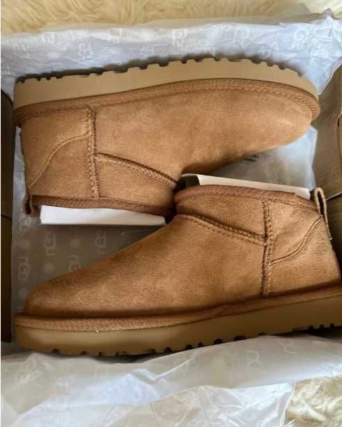 UGG Classic Ultra Mini Boot R.40