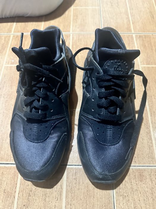 Estou vendnedo esse nike praticamente novo