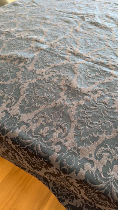 Toalha Gato Preto azul 2,40 x 1,55 em tecido adamascado