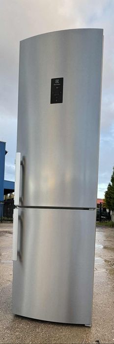 Sprzedam lodówkę Electrolux