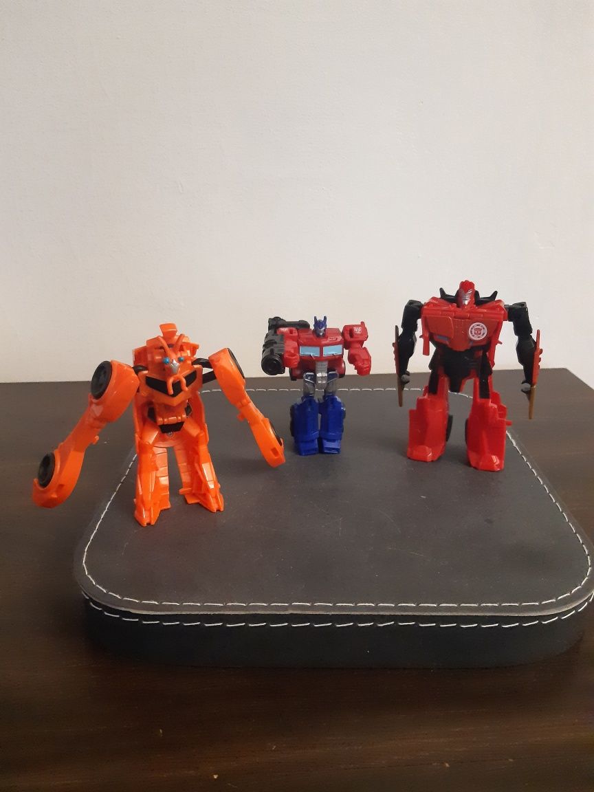 Transformers 3 sztuki zestaw figurki samochody