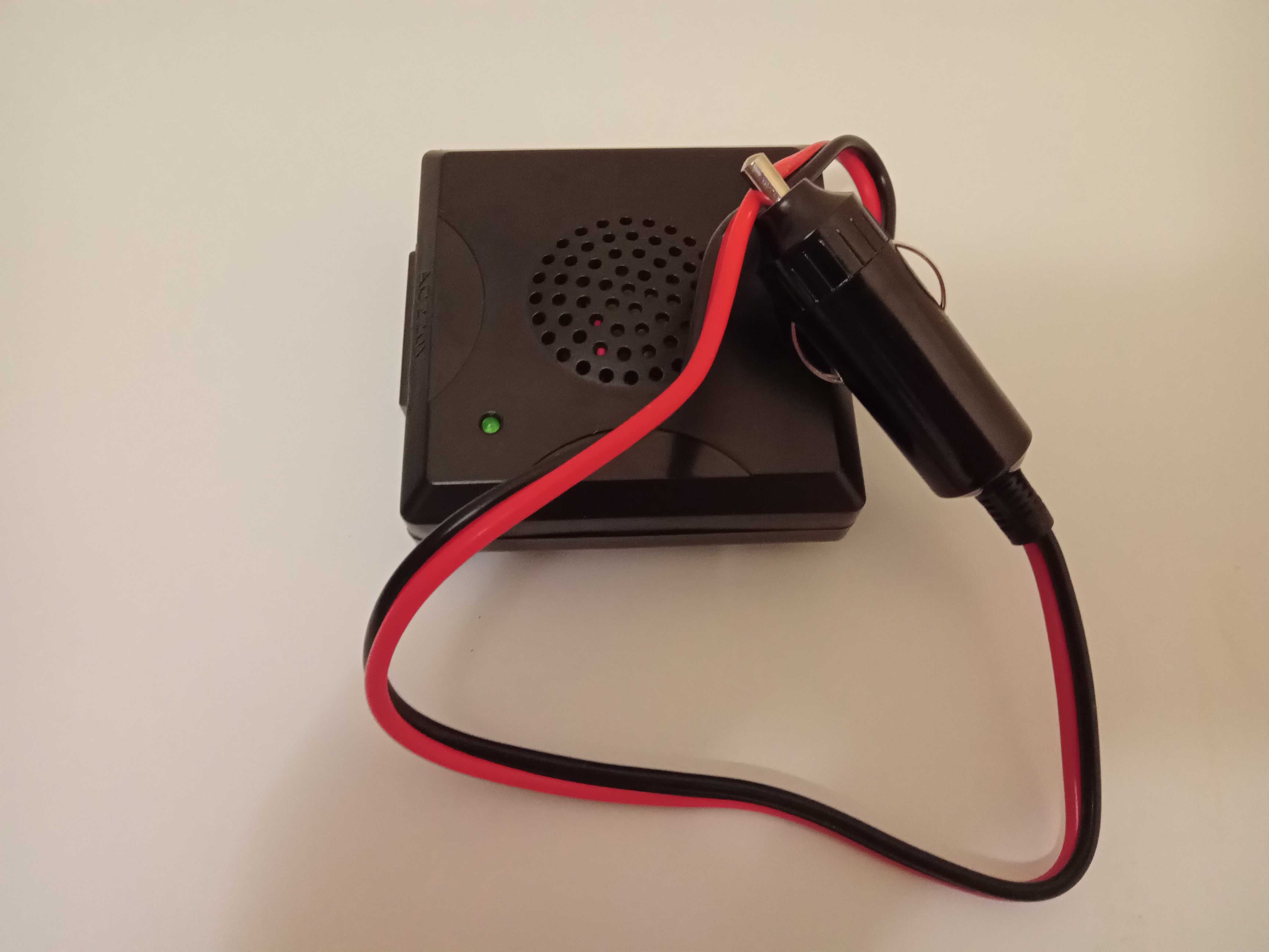 Преобразователь с 12v---220v тянет мелкую бытовую технику.