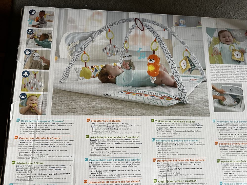Mata fisher price 0+