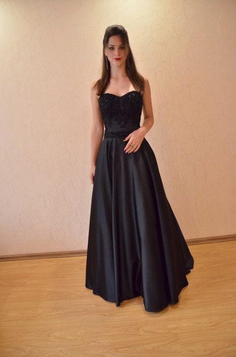 Сукня  Бальна - Вечірня , колір  Чорний Алмаз !