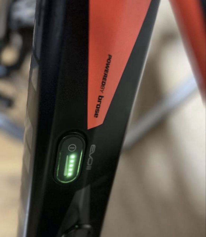 Rower elektryczny  Bulls E Stream Evo2 650WH maly przebieg