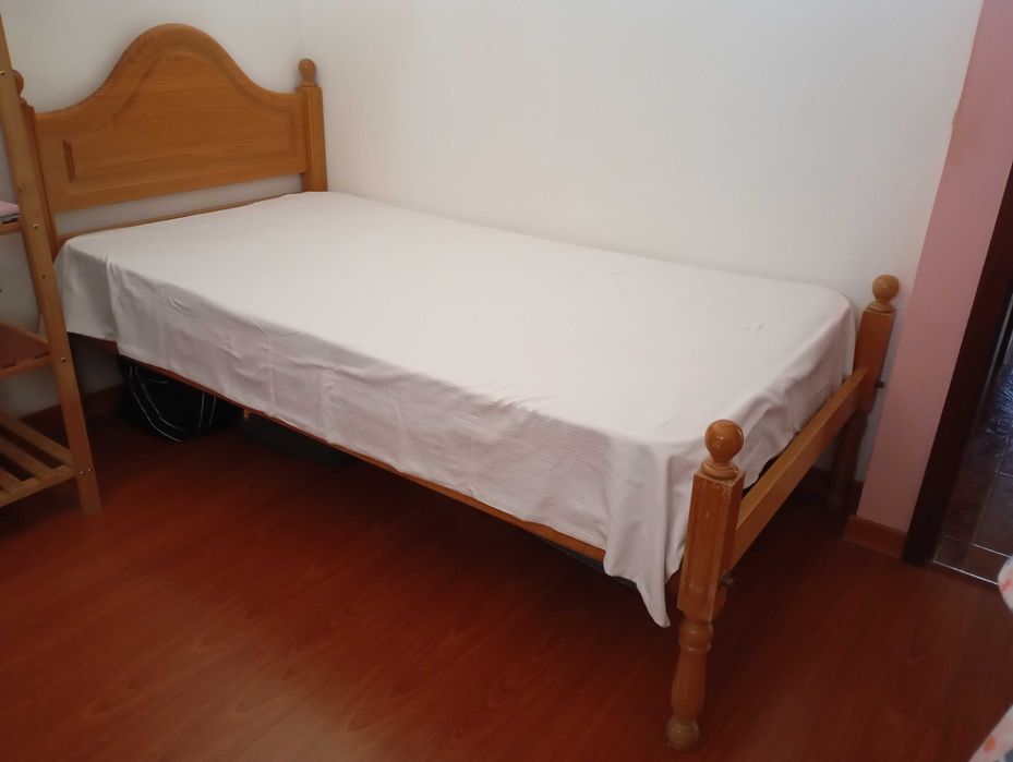 Cama de solteiro