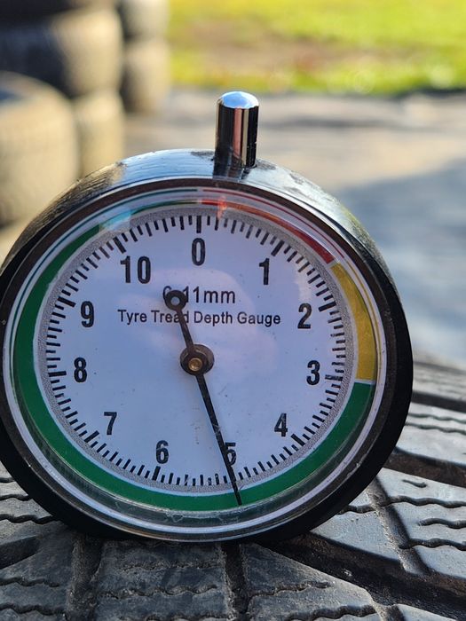 175/65r14 Bridgestone para zima 5mm