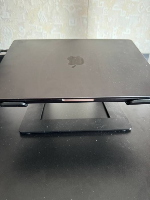 Ноутбук Apple MacBook Pro 14" Space Black Late 2023 (MRX33)