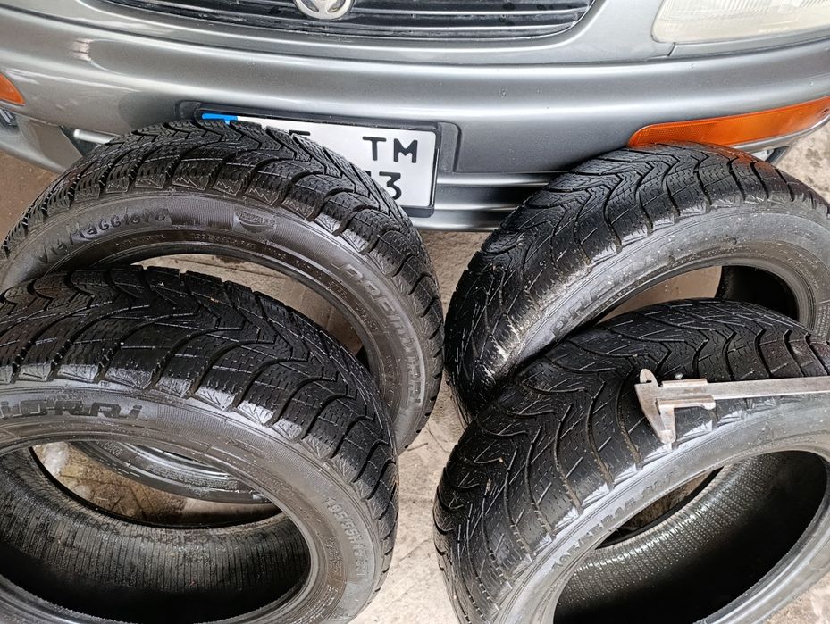 Продам зимову гуму R15.