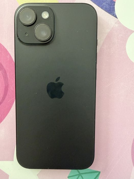 Iphone 15, 128gb, czarny, 94% bateria