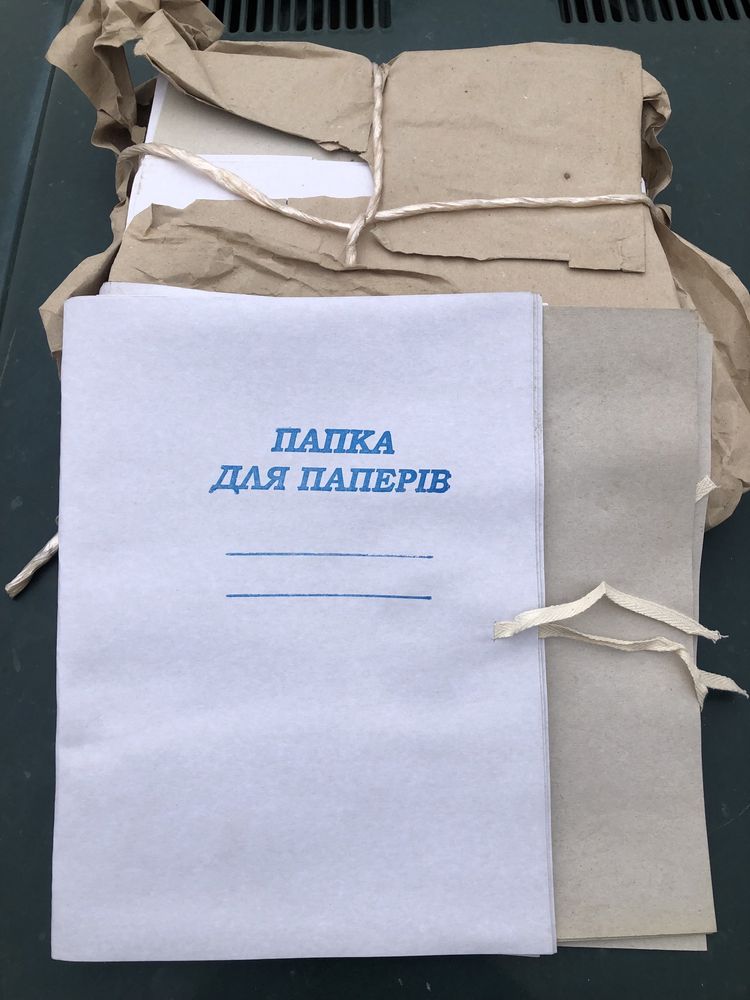 Папка для паперів на зав‘язках