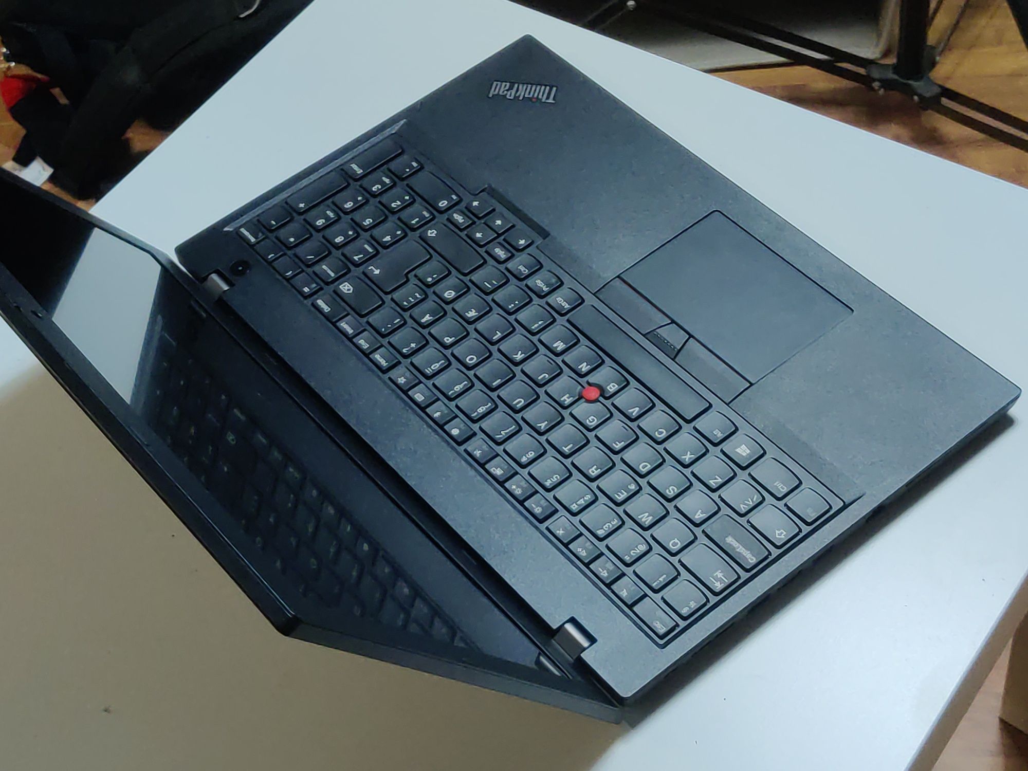 Lenovo ThinkPad L590 | i5-8265U | 16GB DDR4 | 256GB SSD | 15" | Win 11