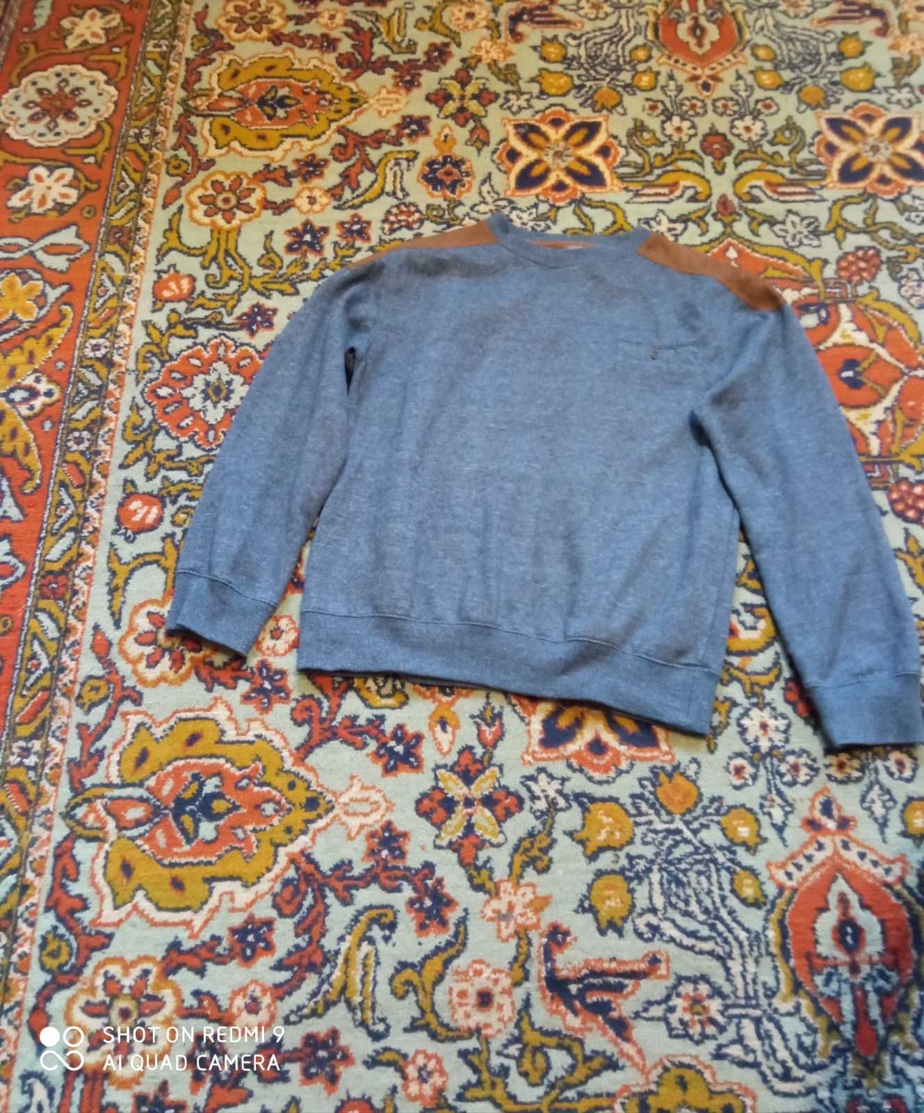 Продам детский свитер