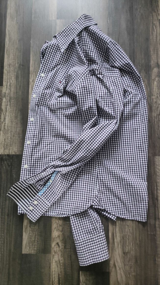 świetna koszula Tommy Hilfiger jak nowa