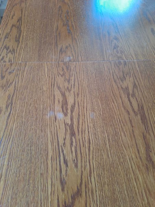 Drewniany stól dębowy