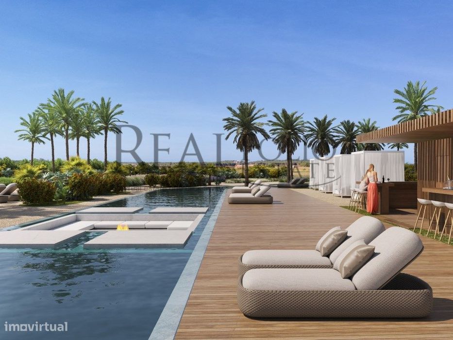 Apartamento T3 com Piscina Privada e Jardim