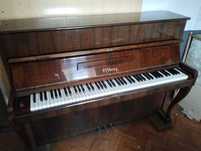 Pianino Offberg z lat 80'