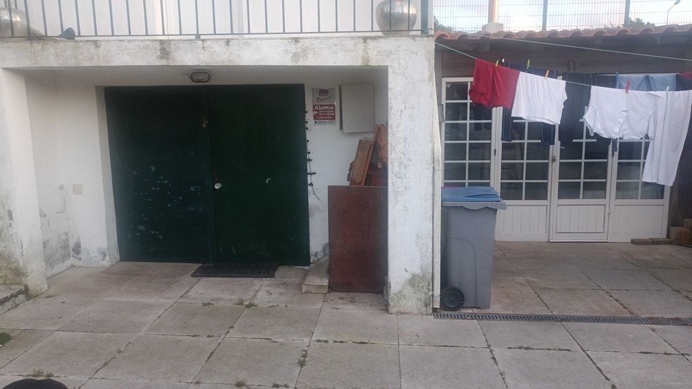 Aluga Anexo de moradia T1