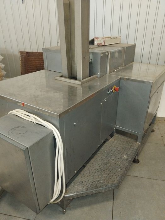 Хлеборезка промышленная