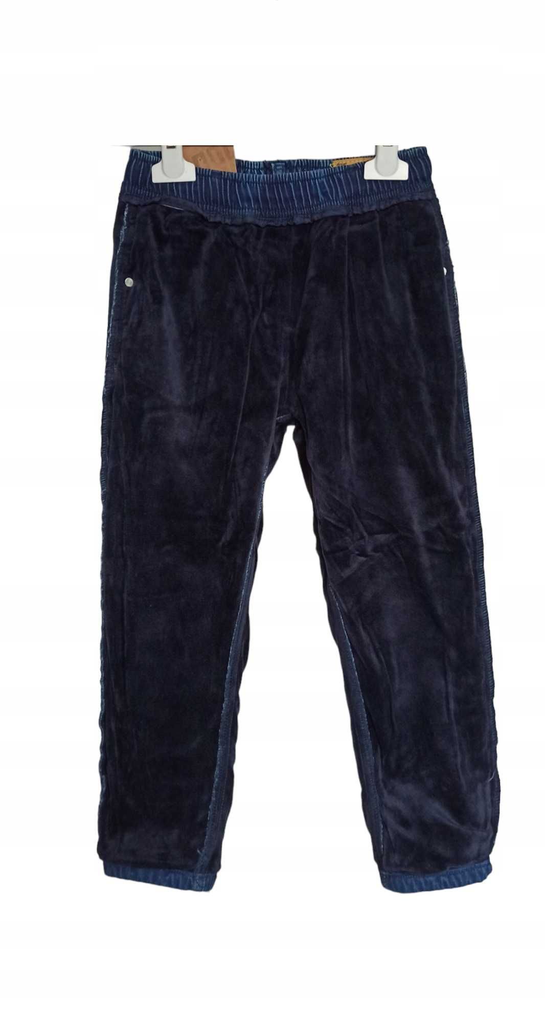 Spodnie Jeans miękkie  elastyczne GUMA ocieplane polarem nowy 122-128